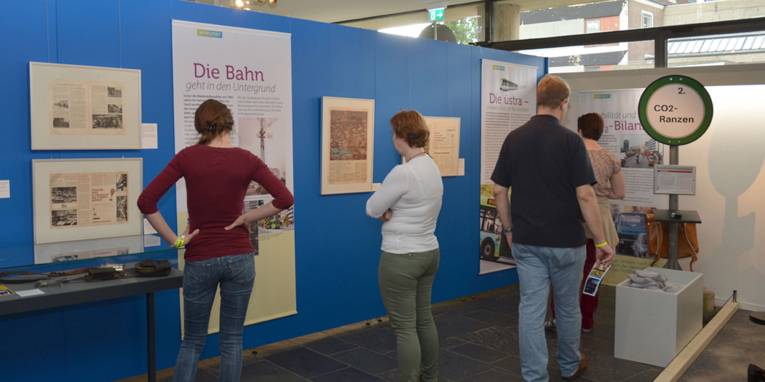 Blick in die Ausstellung "Ökobilanz"